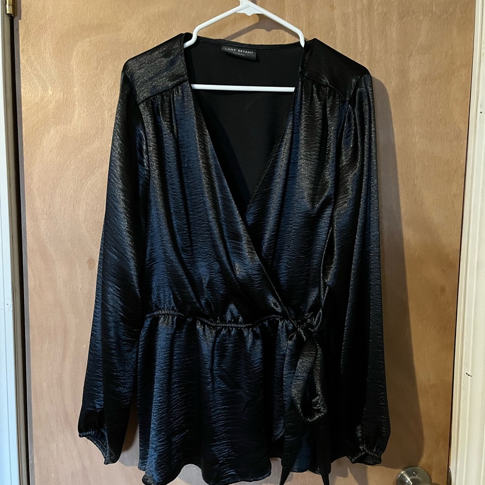 Femme Moderne Black Satin Blouse